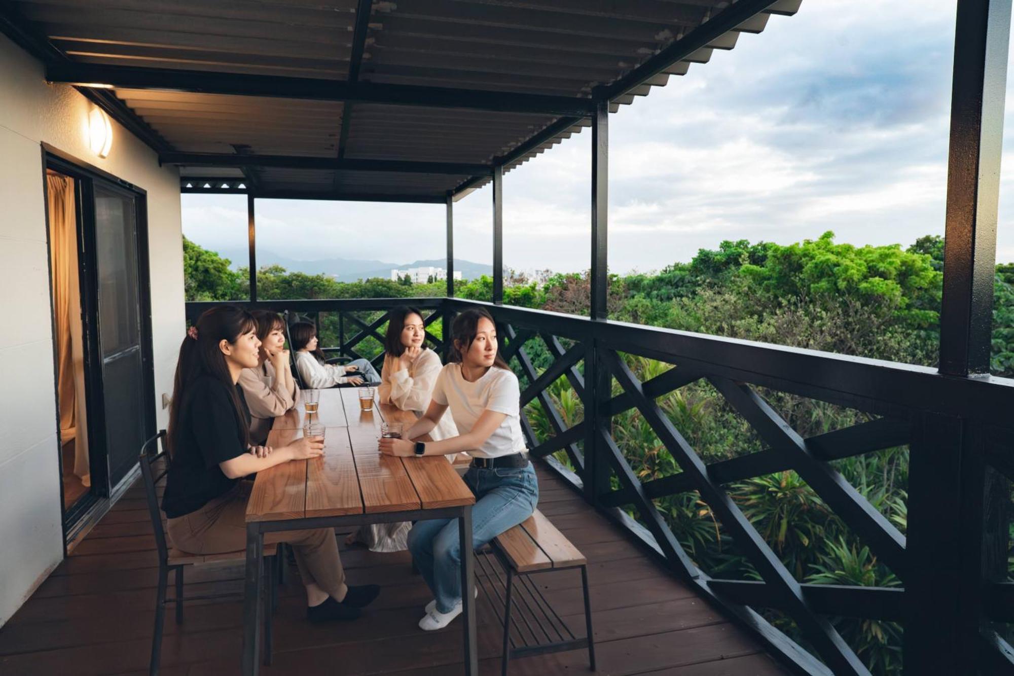 Mambo Hostel Okinawa Motobu Exterior photo